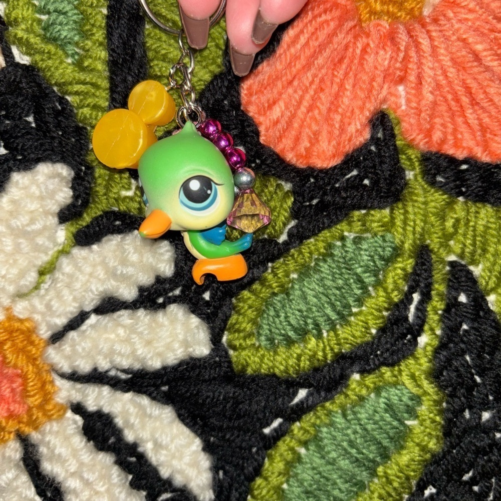 Littlest pet shop bird keychain